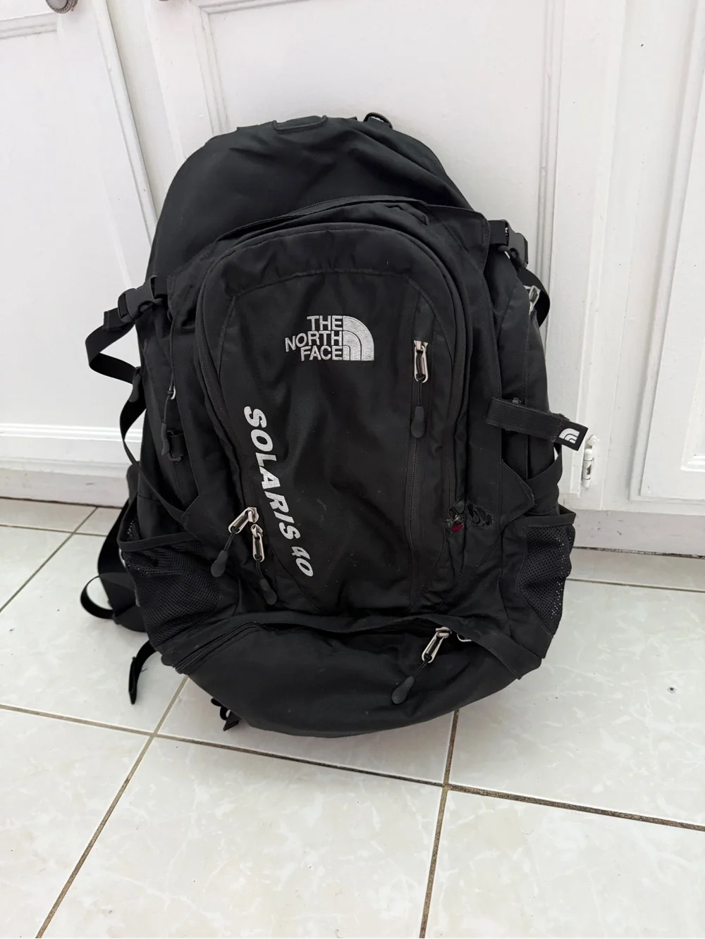 north face backpack solaris 40 The The North Face Terra 40L Hiking Backpack NF0A8 It can fit laptops up to 17 inches and features a sought The North Face Solaris 40